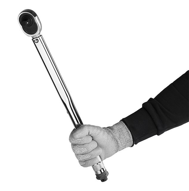 Динамометрический ключ 1/2", 28-210 Нм INTERTOOL XT-9006