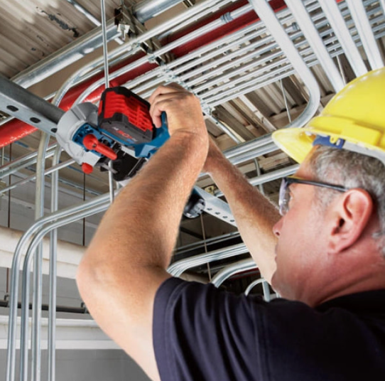 Акумуляторна стрічкова пила Bosch GCB 18V-63 Professional, без акб