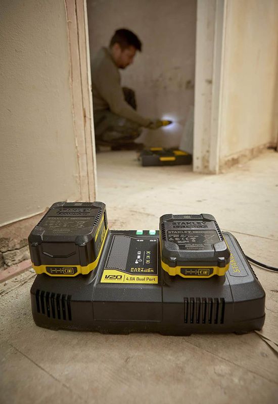 Зарядний пристрій на 2 акумулятора 18В STANLEY FATMAX SFMCB24