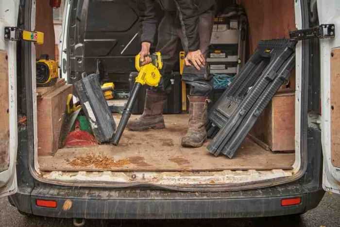 Повітродувка акумуляторна STANLEY FATMAX SFMCBL01B