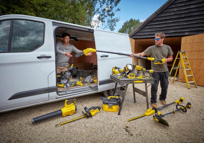 Повітродувка акумуляторна безщіткова STANLEY FATMAX SFMCBL7M1