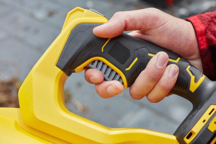 Повітродувка акумуляторна безщіткова STANLEY FATMAX SFMCBL7M1