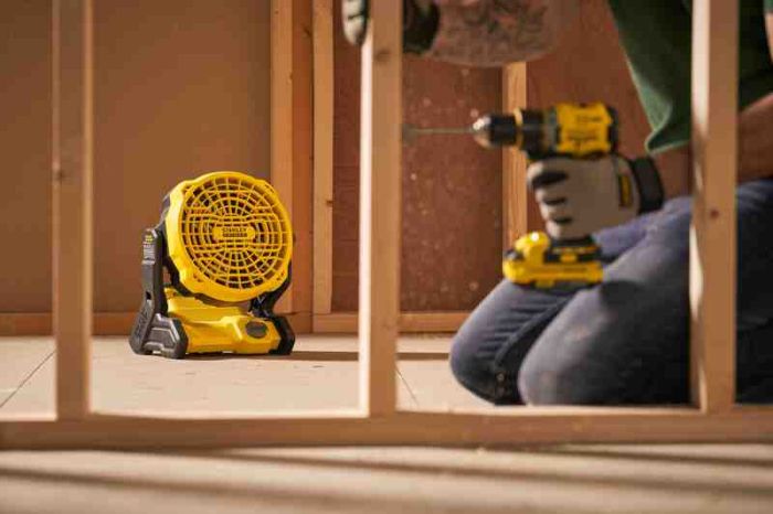 Повітродувка-вентилятор акумуляторний STANLEY FATMAX SFMCE001B