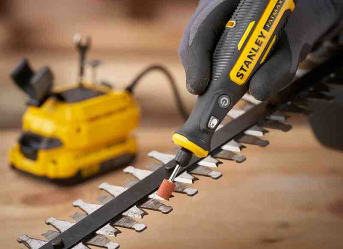 Міні-прямошліфувальна машина STANLEY FATMAX SFMCE030B