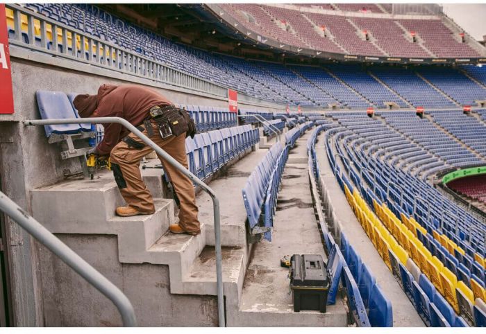 Гайковерт ударний акумуляторний STANLEY FATMAX SFMCF940M1