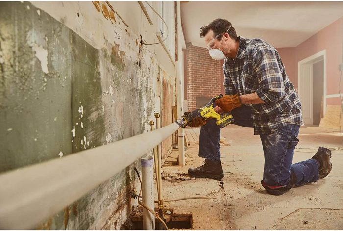 Пила шабельна акумуляторна STANLEY FATMAX SFMCS310B