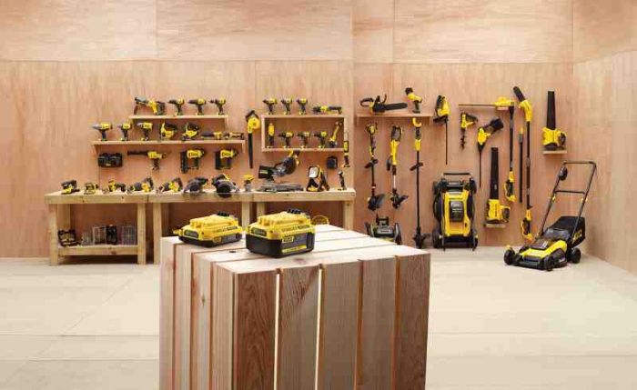 Пила лобзикова акумуляторна STANLEY FATMAX SFMCS650B