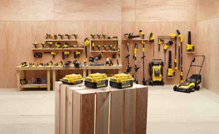 Пила лобзикова акумуляторна STANLEY FATMAX SFMCS650B