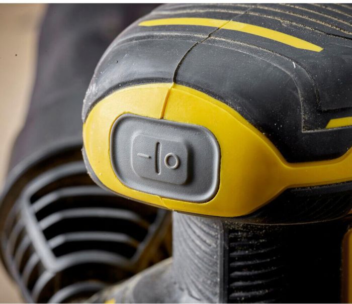 Шліфмашина ексцентрикова акумуляторна безщіткова STANLEY FATMAX SFMCW220D1S