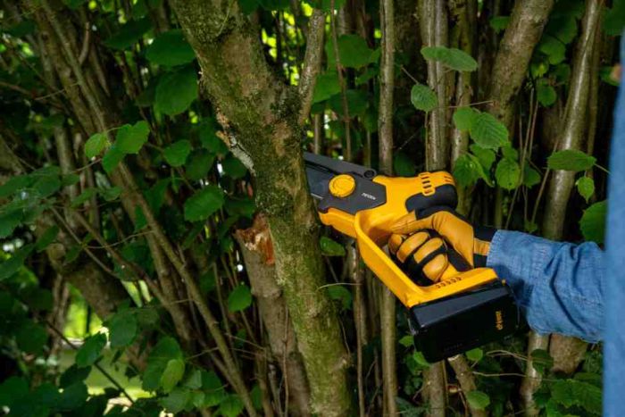 Набір з двох садових інструментів акумуляторних STIGA SP100eKit