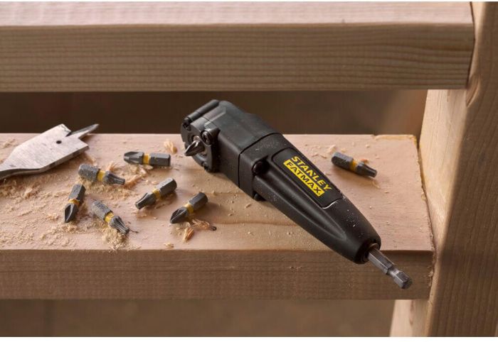 Насадка кутова з набором біт STANLEY STA88582