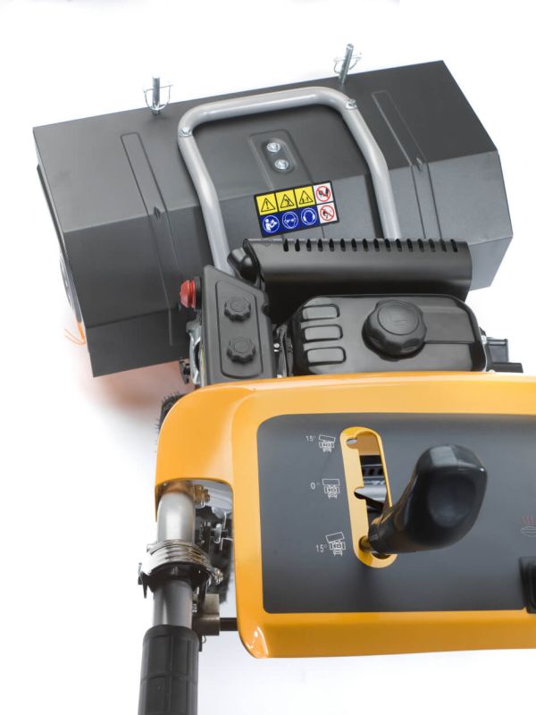 Підмітальна машина бензинова самохідна STIGA SWS600GE