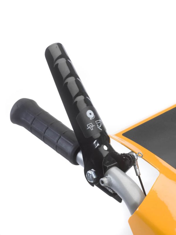 Підмітальна машина бензинова самохідна STIGA SWS800GE