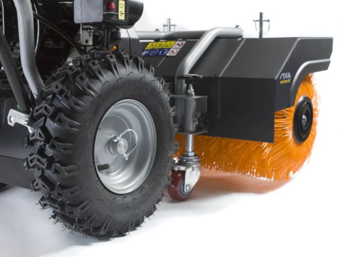 Підмітальна машина бензинова самохідна STIGA SWS800GE